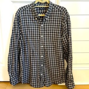 Vince men’s cotton button-down shirt in tan/grey plaid, size XL